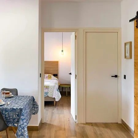Candiu Establecimiento De 2 Casas Enteras Vall-Llobrega