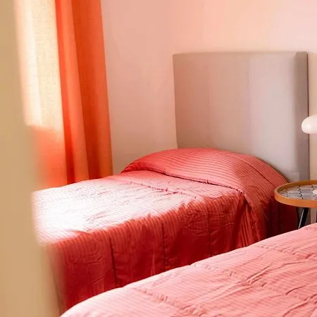 Candiu Establecimiento De 2 Casas Enteras